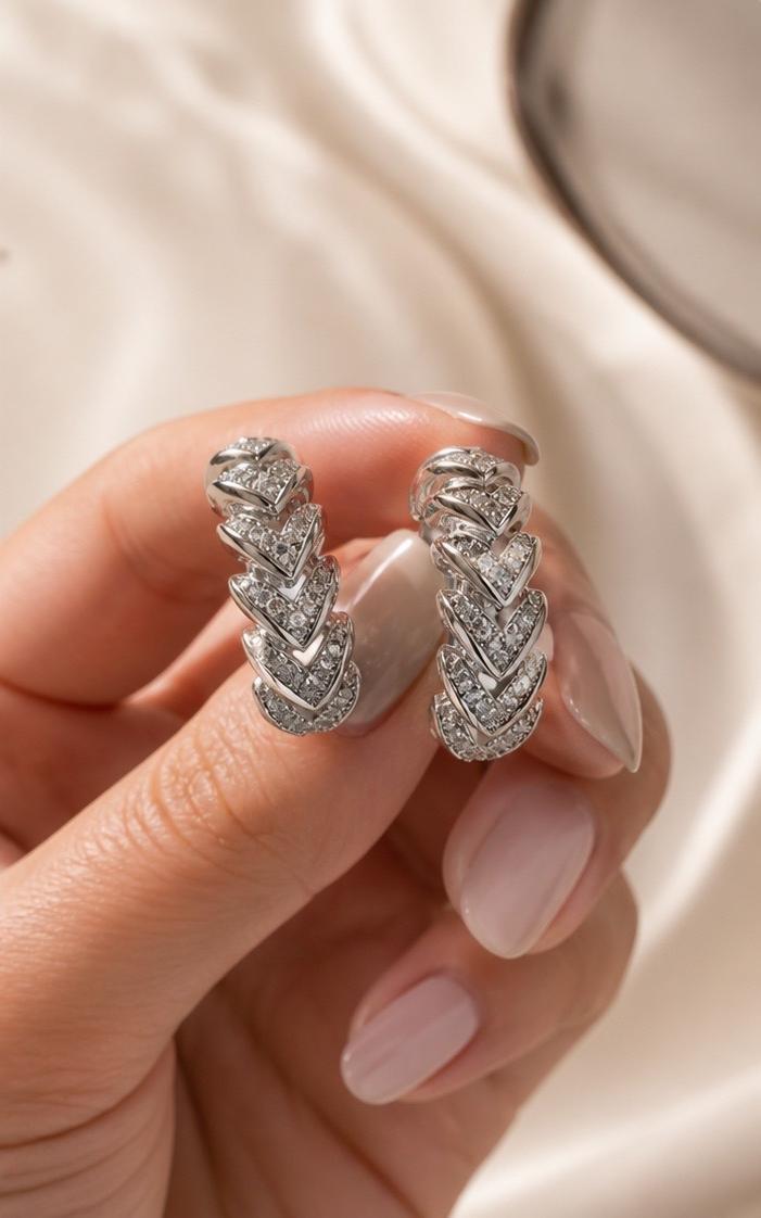 Xuping Modern Hoop Earrings with Stone Detail – Stainless Steel | Water-Resistant