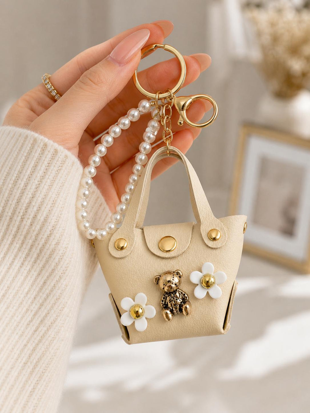 Teddy Bear & Flower Detailed Mini Bag Keychain – Cream Bag Charm with Pearl Strap
