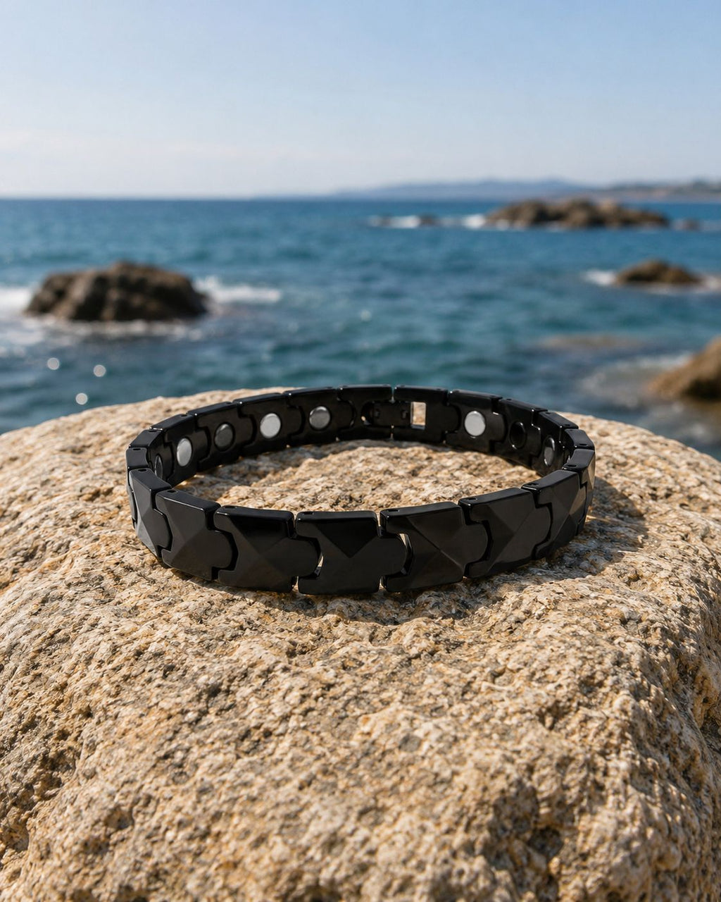 Men's Steel & Ceramic Bracelet with Black Glossy Stone Details – 21 CM