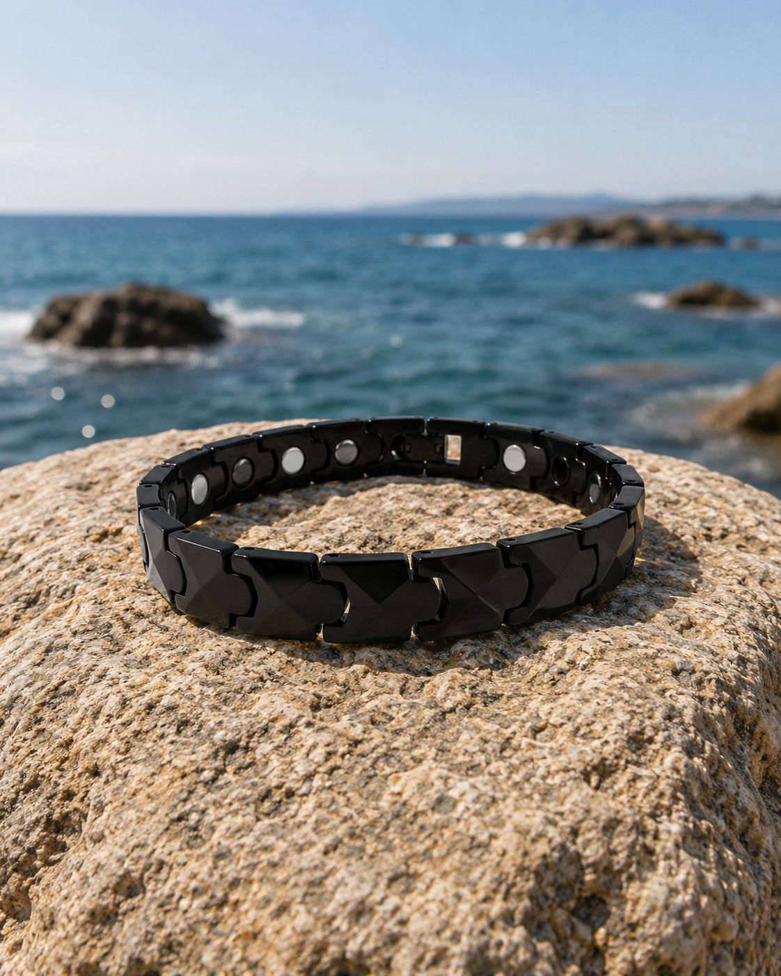 Men's Steel & Ceramic Bracelet with Black Glossy Stone Details – 21 CM