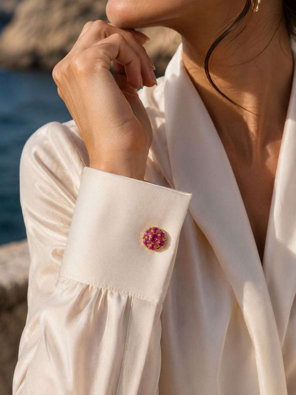 Fuchsia Steinbesetzter Goldfarbener Damenhemd-Blazer-Manschettenknopf | Vintage Eleganz