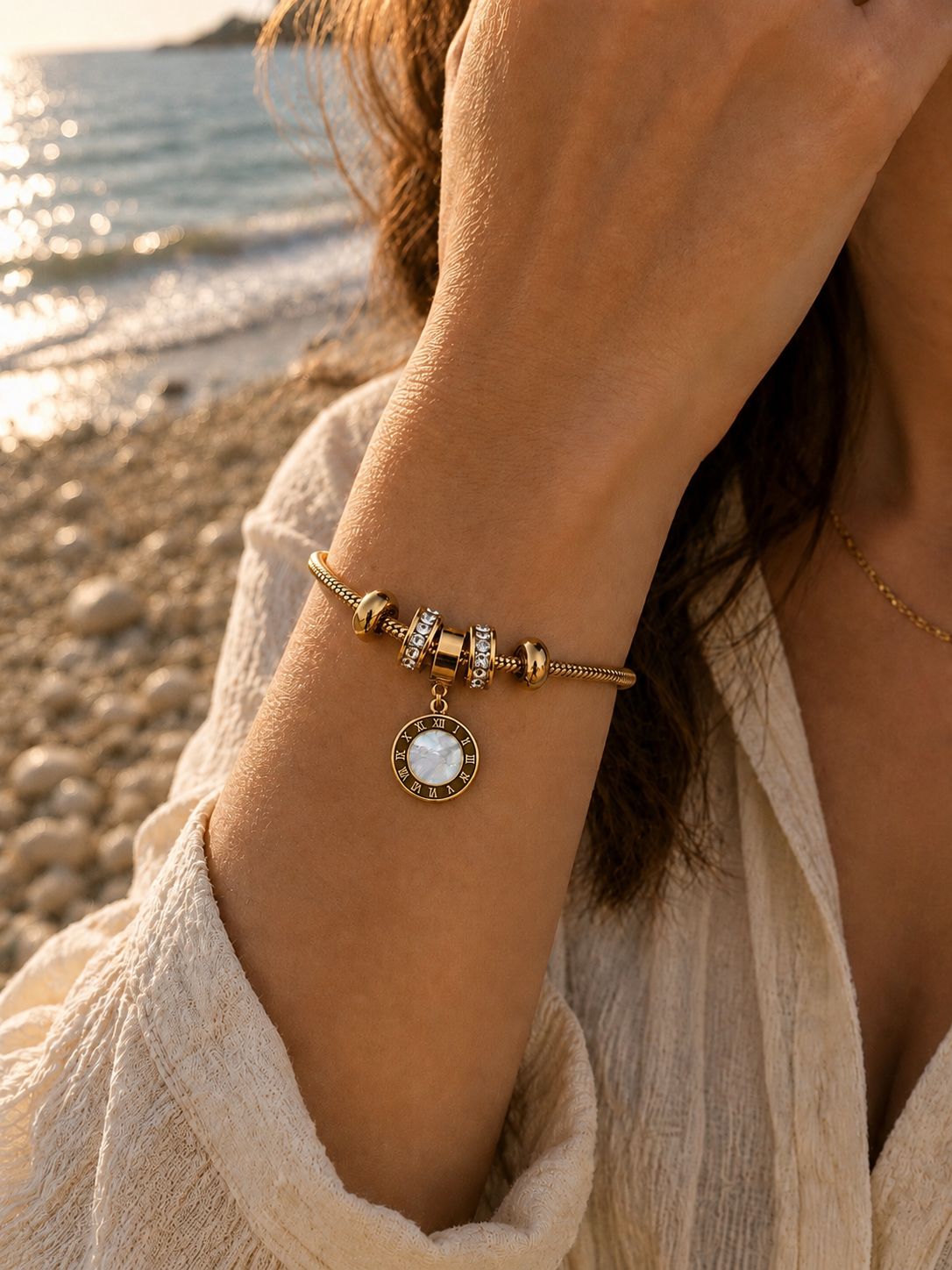 Edelstahl 14K vergoldetes Charm-Armband mit römischen Ziffern – Verstellbare Größe