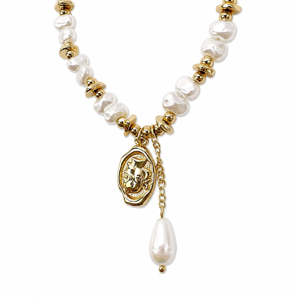 Xuping Pearl Detailed Stainless Steel Bracelet – 18K Gold Plated