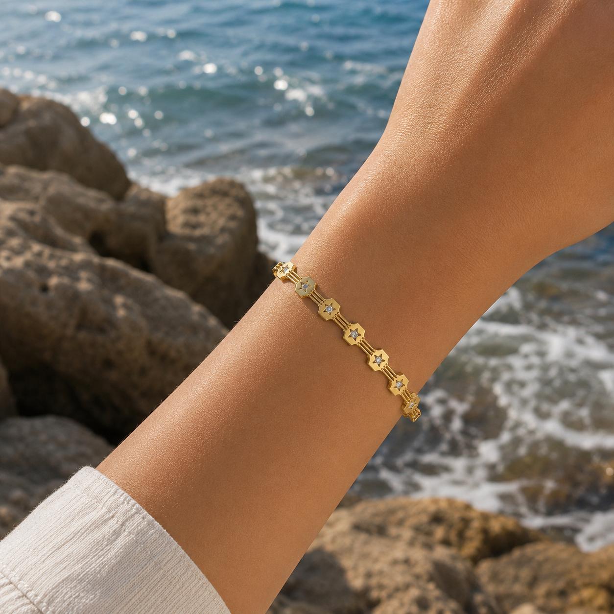 Xuping Stainless Steel Star Detailed Bracelet 18K Gold Plated 19CM
