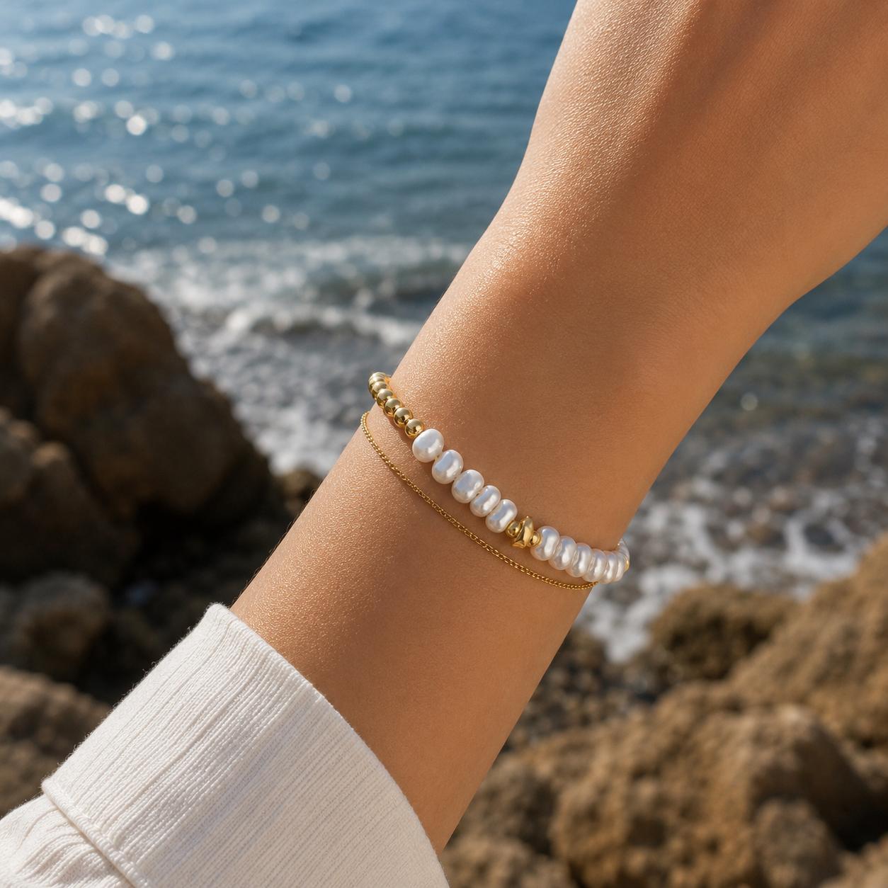 Xuping Steel Pearl Detailed Bracelet 18K Gold Plated Adjustable