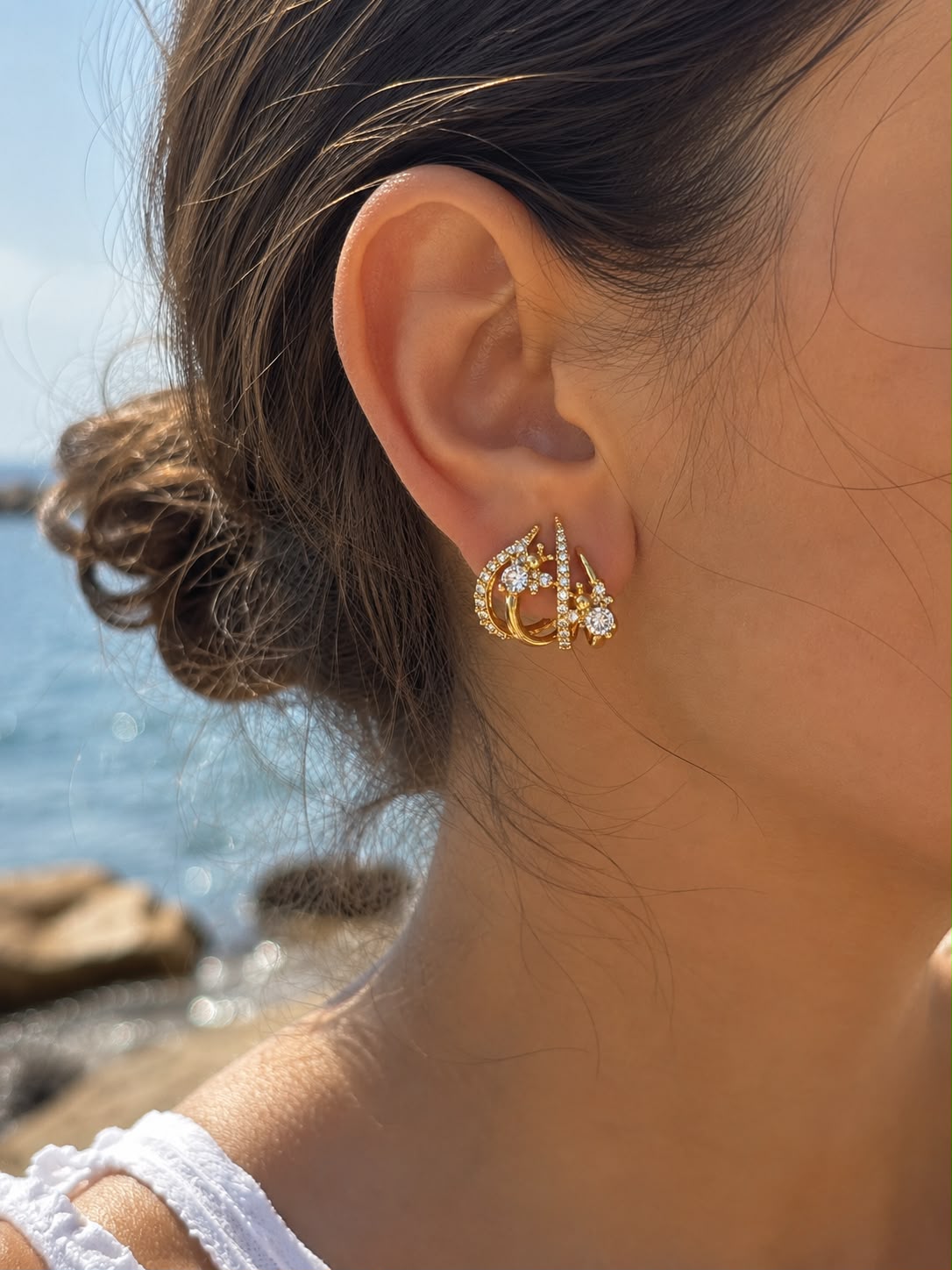 Xuping 18K Altın Kaplama Çelik Zirkon Taşlı Küpe