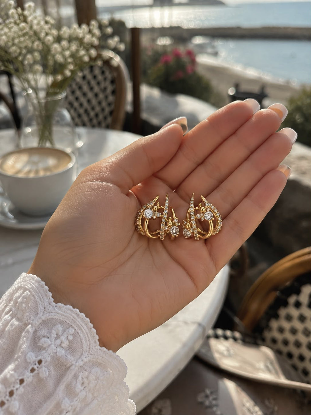 Xuping 18K Altın Kaplama Çelik Zirkon Taşlı Küpe