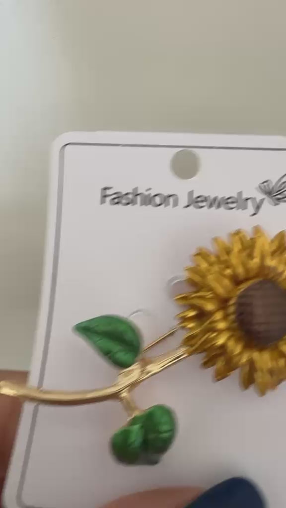 Ayçiçeği Tasarımlı Gold Broş