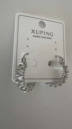 Xuping Çelik Zirkon Halka Küpe – Minimal Taşlı